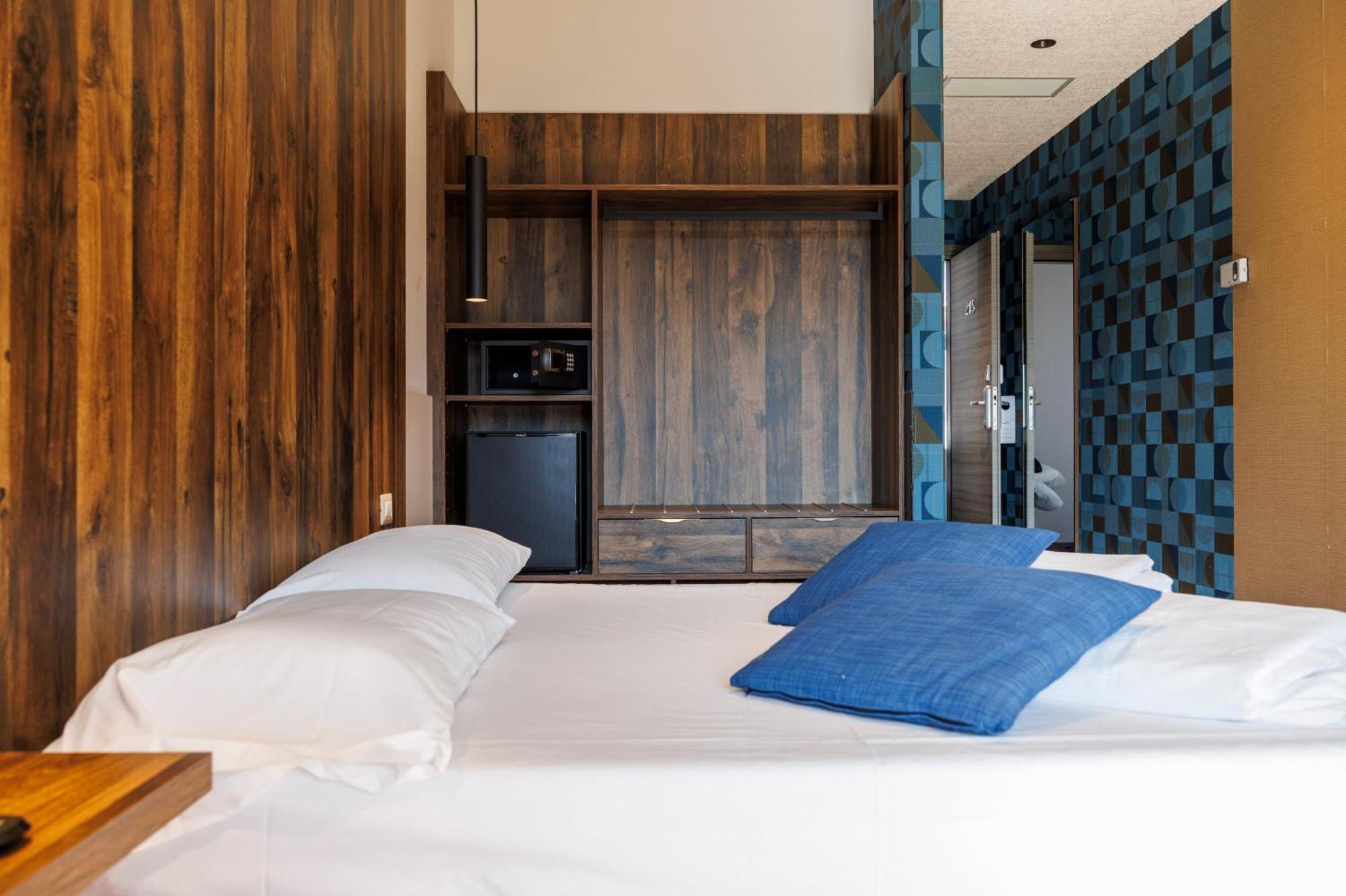 Deluxe Double Room Balcony