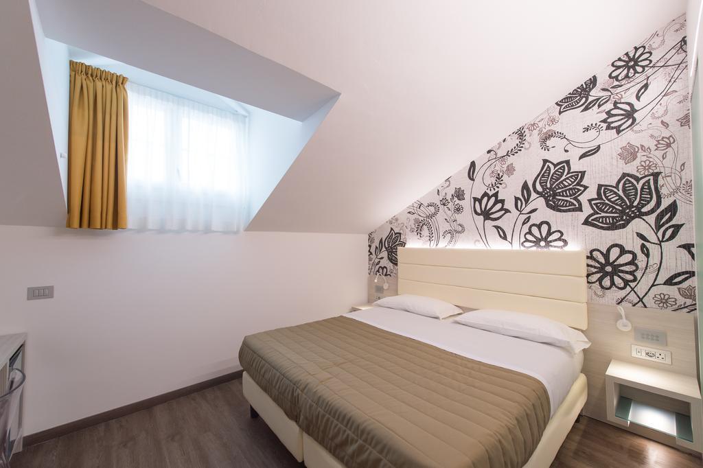 Comfort Double or Twin Room Attic
